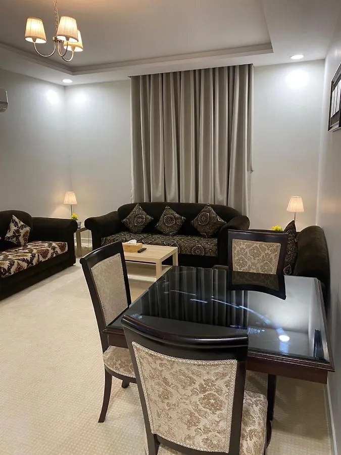 جلنار الشرق للشقق المخدومة Yidda Apartahotel