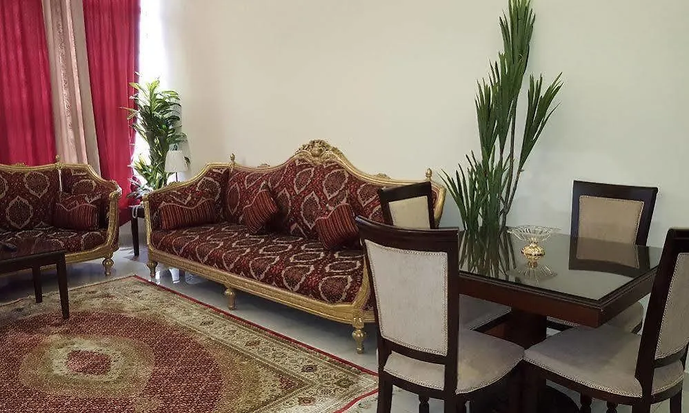 جلنار الشرق للشقق المخدومة Yidda Apartahotel